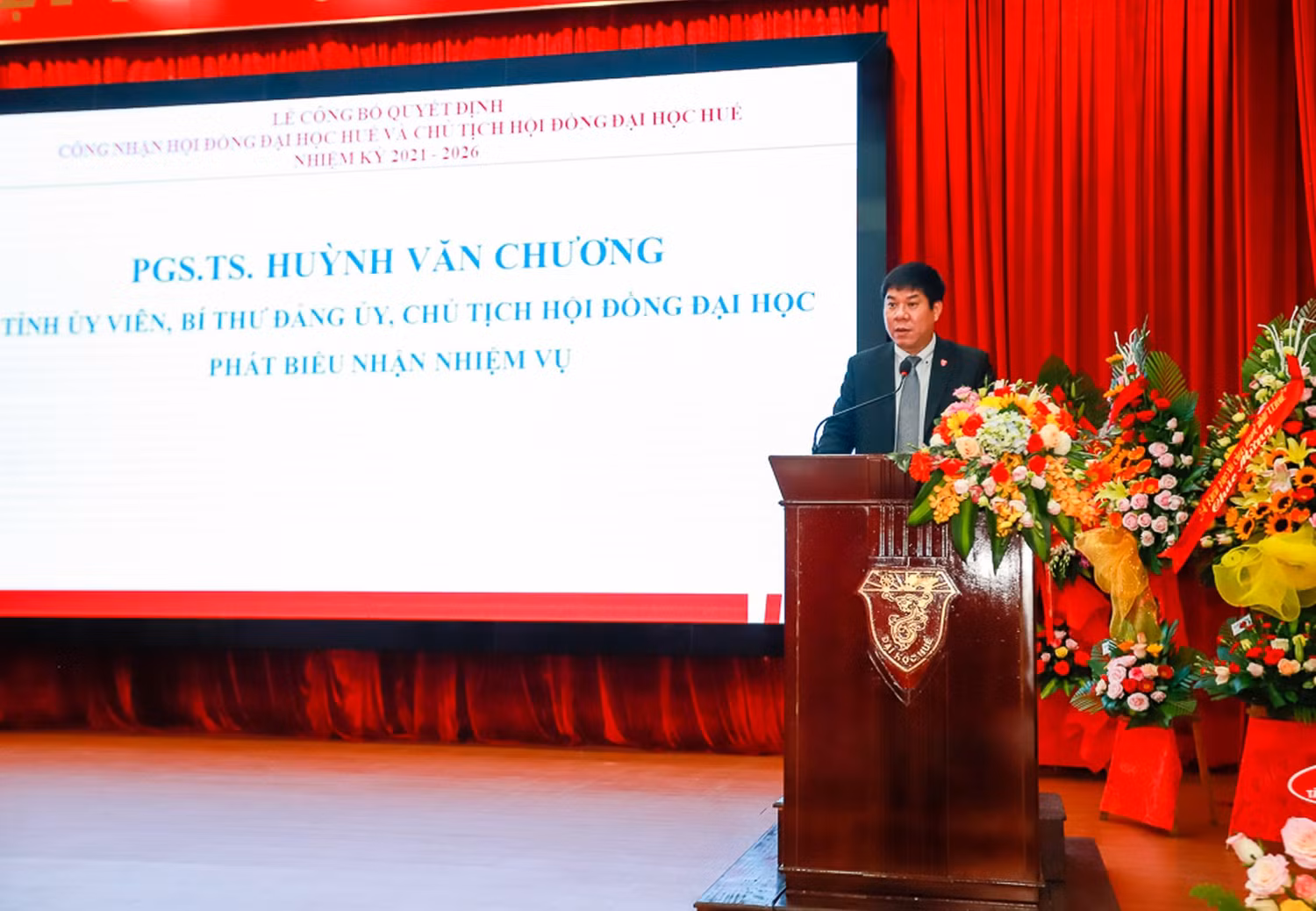Phó giáo sư Huỳnh Văn Chương – Bí thư Đảng ủy, Chủ tịch Hội đồng Đại học Huế (ảnh: NVCC)
