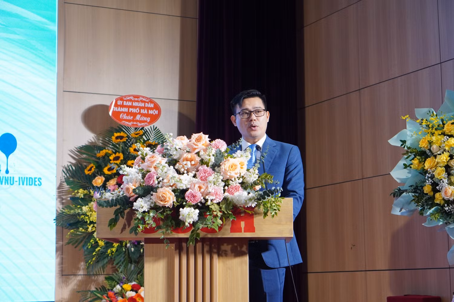Việt Nam học (1).jpg