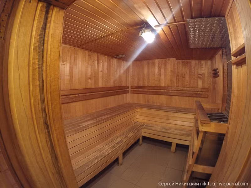 Phòng xông hơi kiểu Nga (sauna)