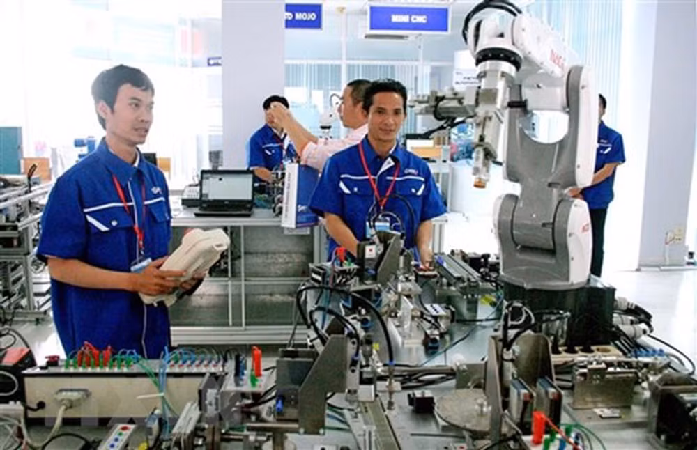 Phó Thủ tướng giao Bộ Lao động - Thương binh và Xã hội rà soát, nghiên cứu để xác định rõ phạm vi, đối tượng đào tạo nhân lực có tay nghề cao, báo cáo Thủ tướng Chính phủ. (Ảnh minh họa: VGP)