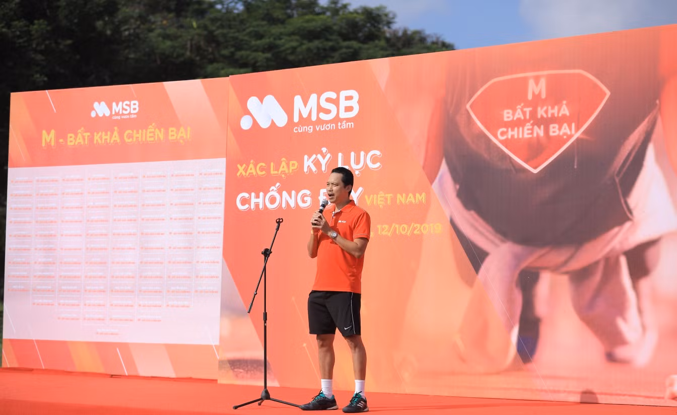 Ông Huỳnh Bửu Quang - Tổng giám đốc MSB khai mạc chương trình Ông Huỳnh Bửu Quang - Tổng giám đốc MSB khai mạc chương trình