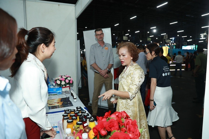 Ngày hội của Tân Hiệp Phát cũng là dịp để các đối tác, nhà cung cấp trưng bày sản phẩm để giới thiệu tới hàng chục ngàn khách tham dự.