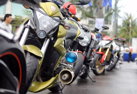 Honda CB1000 mẫu xe được đánh giá cao trong dòng nakebike tại Việt Nam. Honda CB1000 mẫu xe được đánh giá cao trong dòng nakebike tại Việt Nam.