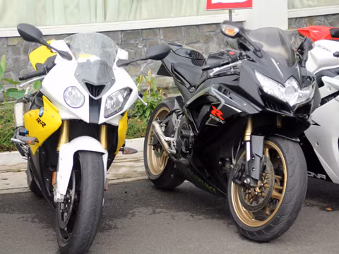 Siêu phẩm BMW S1000RR của hãng xe Đức. Siêu phẩm BMW S1000RR của hãng xe Đức.