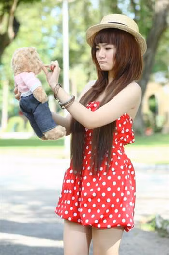 Cô nàng hiện đang học tại trường Việt Mỹ.