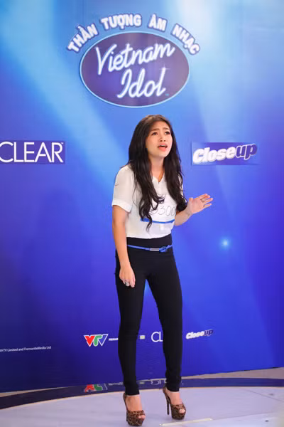 Tường Vy tham dự Vietnam Idol 2012 với mong muốn dấn thân vào con đường ca hát chuyên nghiệp, ước mơ từ nhỏ của cô.