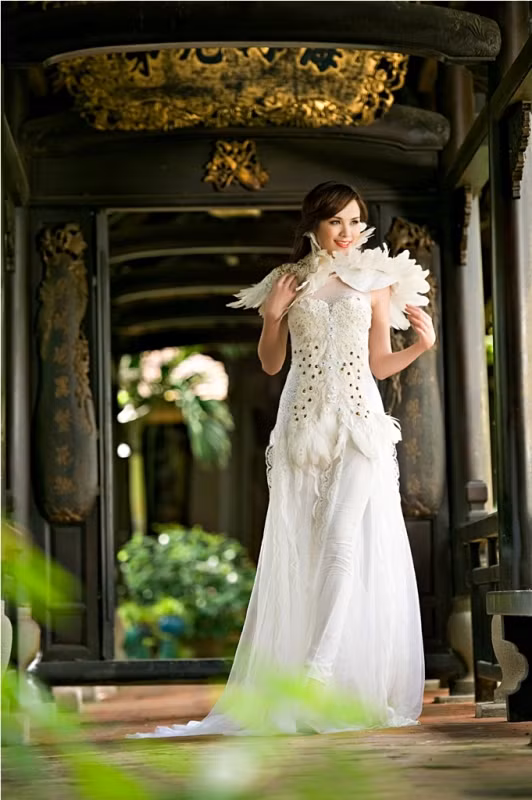 Trông Hoa hậu Thế giới Người Việt 2010 thật khác lạ. Trông Hoa hậu Thế giới Người Việt 2010 thật khác lạ.