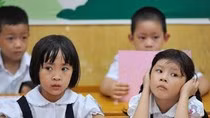 Thứ trưởng Bộ Giáo dục “giải mã” chuyện đau đầu năm học mới ảnh 1 Thứ trưởng Bộ Giáo dục “giải mã” chuyện đau đầu năm học mới ảnh 1