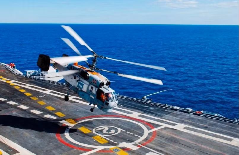 Hình ảnh về tàu sân bay Vikramaditya do Ấn Độ mới công bố Hình ảnh về tàu sân bay Vikramaditya do Ấn Độ mới công bố