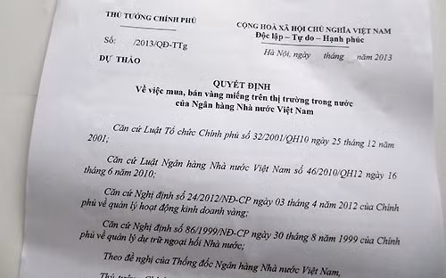 Quyết định của Thủ tướng Chính phủ là cơ sở pháp lý cụ thể để Ngân hàng Nhà nước thực hiện chỉ đạo đảm bảo giá vàng trong nước sát với giá thế giới.