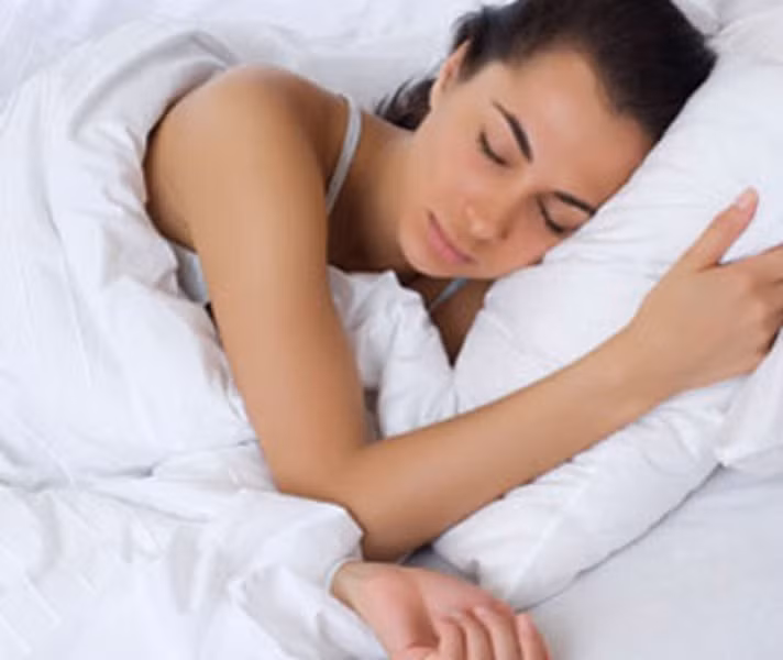 10. Bị hôn mê hoặc ngủ trúng gió bất tỉnh: Kiệu giã vắt nước cốt nhỏ vào mũi (cần kết hợp các biện pháp khác cho kịp thời).