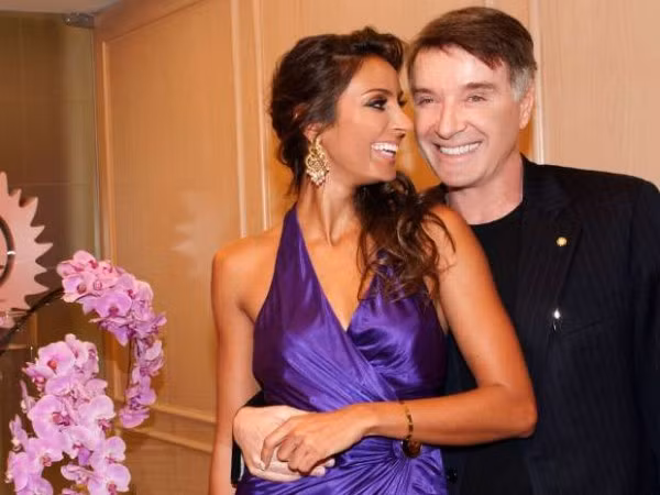 6. Flavia Sampaio Bên cạnh vẻ đẹp trời phú, Sampaio còn là một luật sư làm công tác xã hội để mang lại lợi ích cho đất nước Brazil. Cô đang có cuộc tình kéo dài 4 năm với Eike Batista, đại gia giàu nhất Brazil. 6. Flavia Sampaio Bên cạnh vẻ đẹp trời phú, Sampaio còn là một luật sư làm công tác xã hội để mang lại lợi ích cho đất nước Brazil. Cô đang có cuộc tình kéo dài 4 năm với Eike Batista, đại gia giàu nhất Brazil.