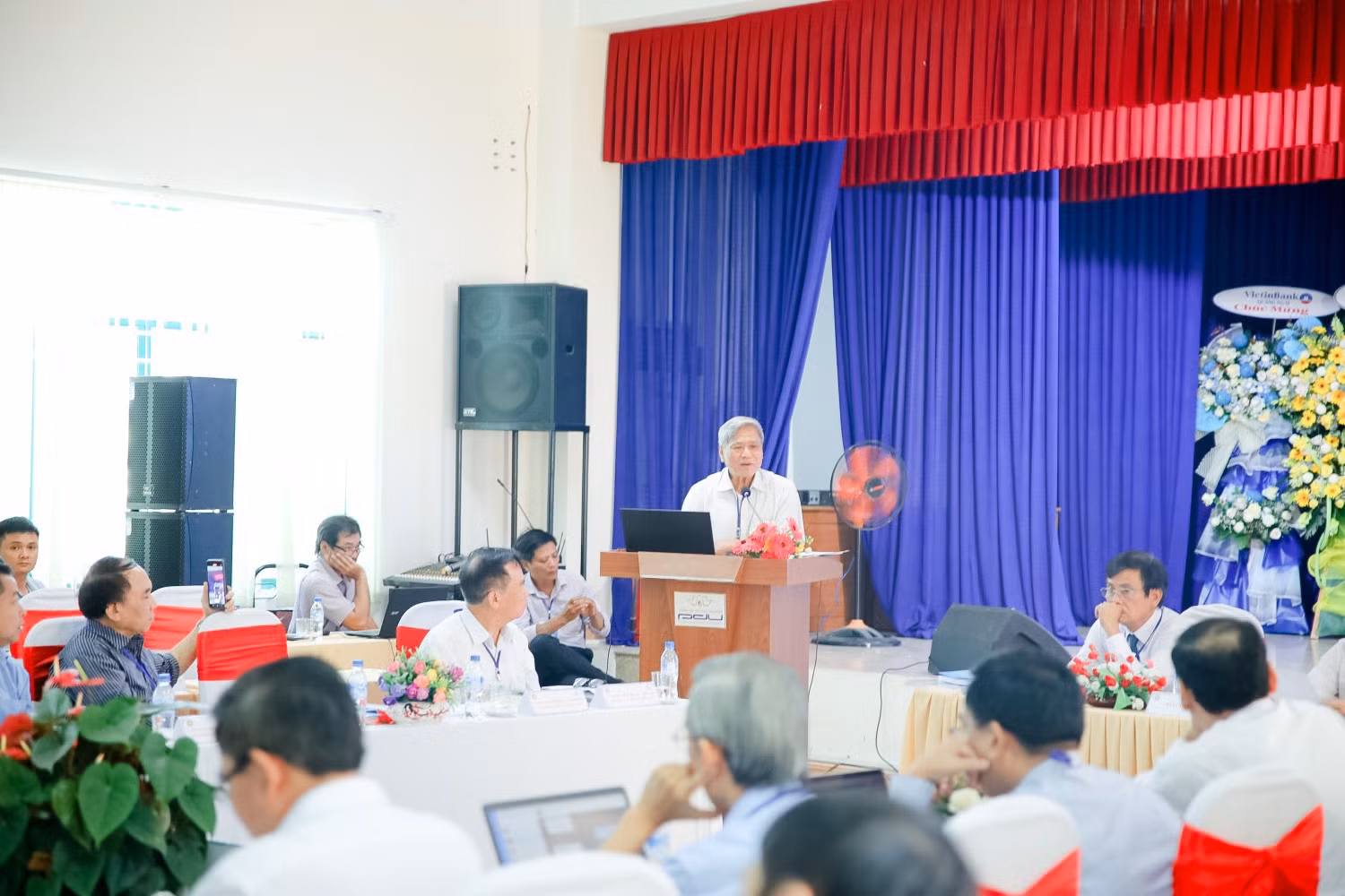 Tiến sĩ Đặng Văn Định chia sẻ về việc tái cấu trúc mô hình đại học địa phương.