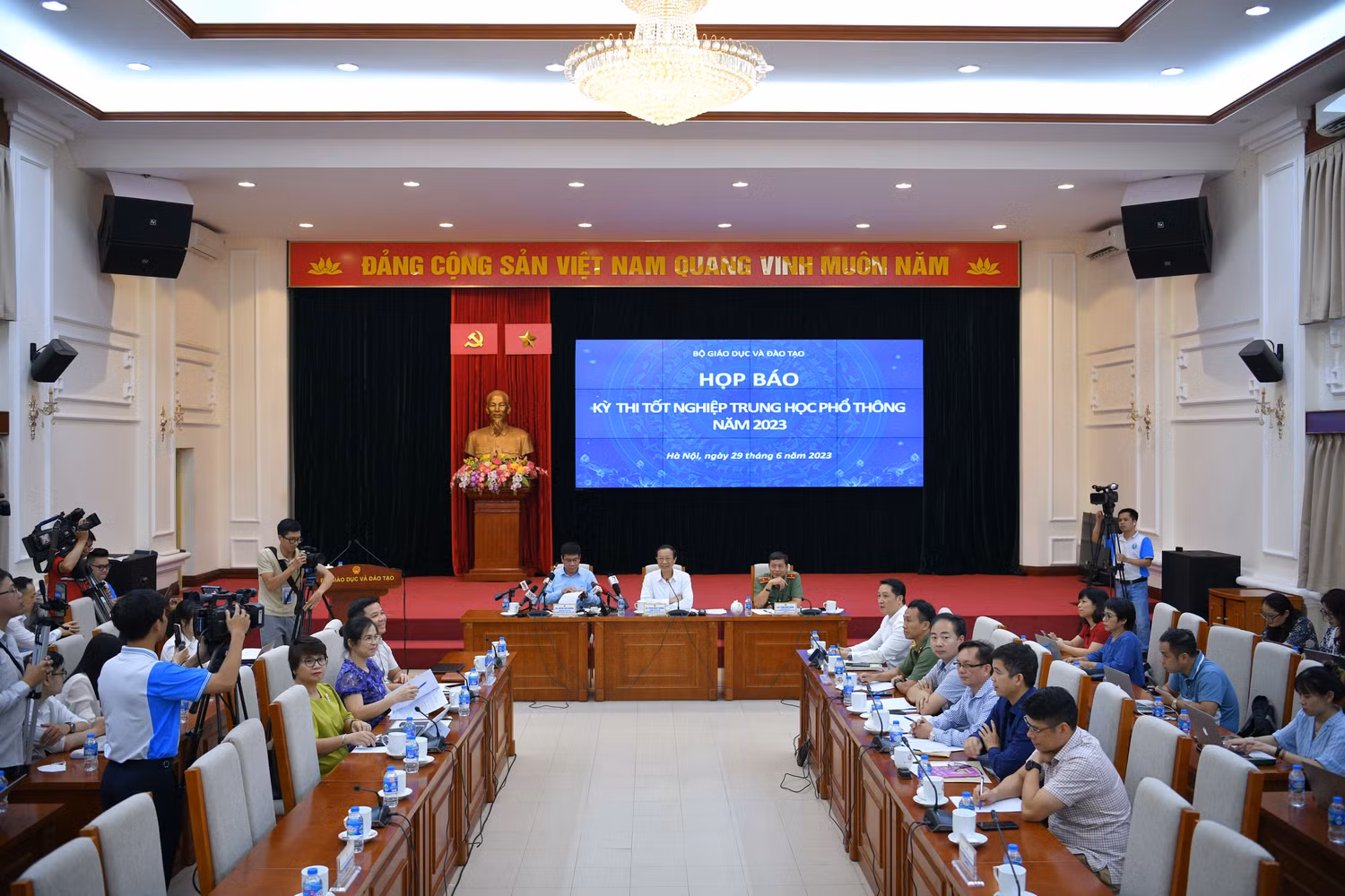 Buổi họp báo về Kỳ thi tốt nghiệp trung học phổ thông năm 2023. Ảnh: Bộ Giáo dục và Đào tạo Buổi họp báo về Kỳ thi tốt nghiệp trung học phổ thông năm 2023. Ảnh: Bộ Giáo dục và Đào tạo