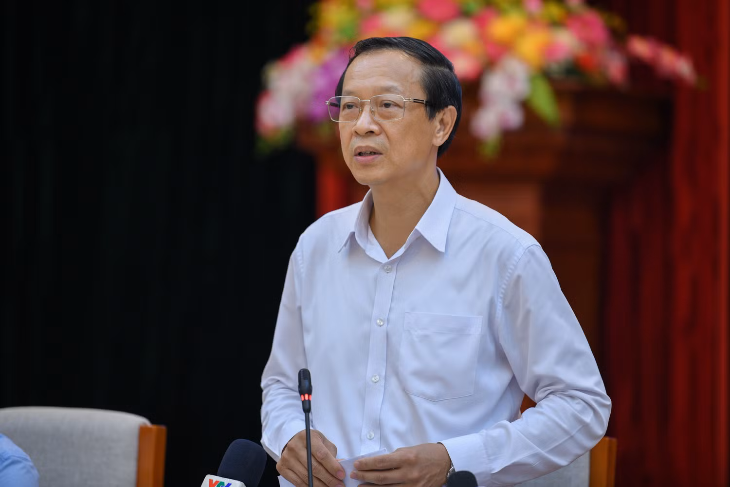 Thứ trưởng Bộ Giáo dục và Đào tạo Phạm Ngọc Thưởng cho biết, chưa tính đến việc giao địa phương tổ chức kỳ thi tốt nghiệp. Ảnh: Bộ Giáo dục và Đào tạo Thứ trưởng Bộ Giáo dục và Đào tạo Phạm Ngọc Thưởng cho biết, chưa tính đến việc giao địa phương tổ chức kỳ thi tốt nghiệp. Ảnh: Bộ Giáo dục và Đào tạo