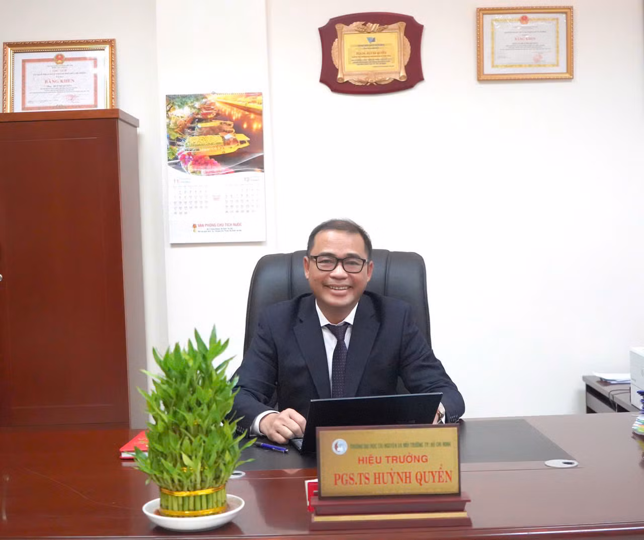thầy Quyền.jpg
