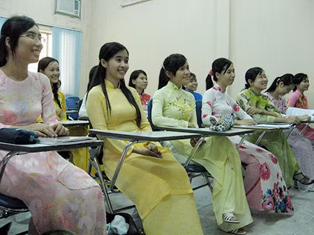 Quá trình đổi mới xác định phải đào tạo lại đội ngũ nhà giáo. Ảnh minh họa