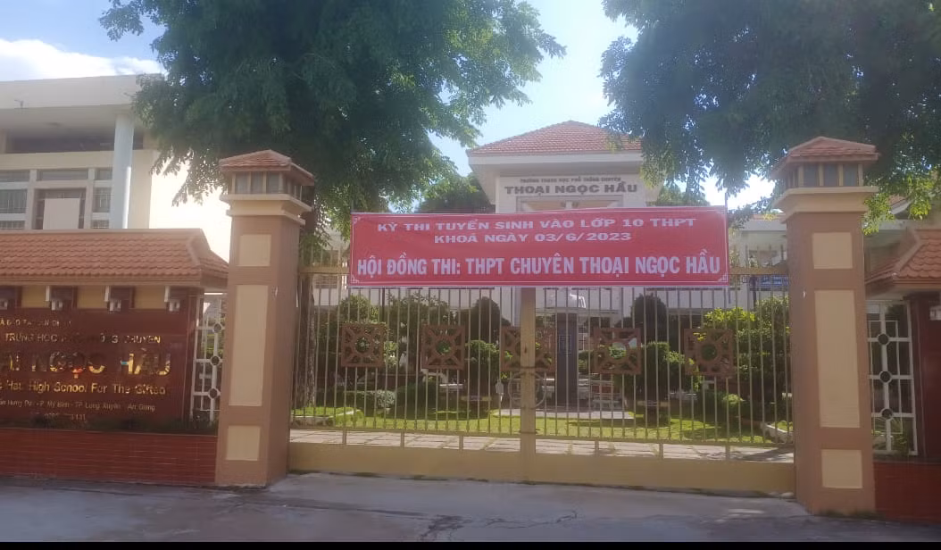 Hội đồng thi THPT Chuyên Thoại Ngọc Hầu (An Giang), ảnh: Khánh Văn