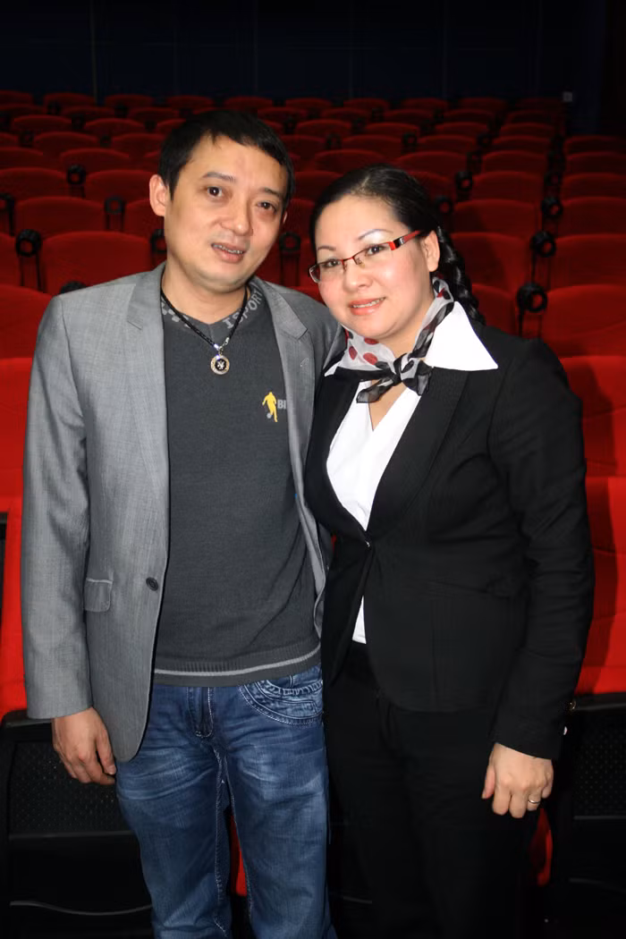 Vợ chồng nghệ sỹ hài Chiến Thắng. Ảnh: Văn Trinh