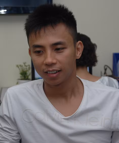 Chí Anh giản dị ngoài đời thường. Ảnh: Văn Trinh