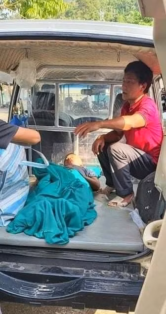 Pờ Khả Sinh khi nhập viện. Ảnh: Nhà trường cung cấp Pờ Khả Sinh khi nhập viện. Ảnh: Nhà trường cung cấp