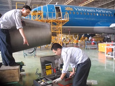 Vietnam Airlines là hãng hàng không lớn nhất và cũng có nhiều chuyện khó tin nhất
