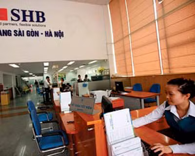 Hồi hộp trong thời khắc chuyển giao