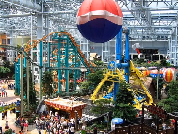 3. Mall of America (Mỹ) Cũng được gọi là “Megamall”, Mall of America nằm ở Bloomington, bang Minnesota và là một trong những trung tâm mua sắm hoành tráng nhất nước Mỹ.