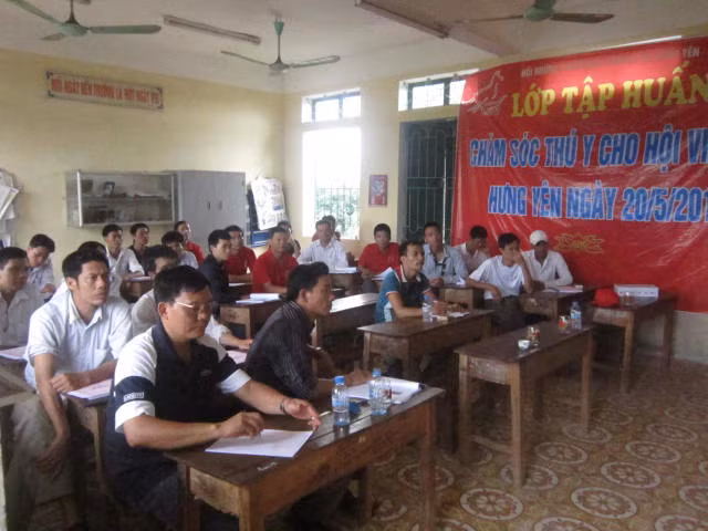 GSD cần có chế độ dinh dưỡng đặc biệt, chăm nuôi khoa học với các loại thức ăn có chất lượng. Chủ GSD cũng cần kiên trì học cách chăm sóc. (Ảnh: CLB GSD Hanoi) GSD cần có chế độ dinh dưỡng đặc biệt, chăm nuôi khoa học với các loại thức ăn có chất lượng. Chủ GSD cũng cần kiên trì học cách chăm sóc. (Ảnh: CLB GSD Hanoi)