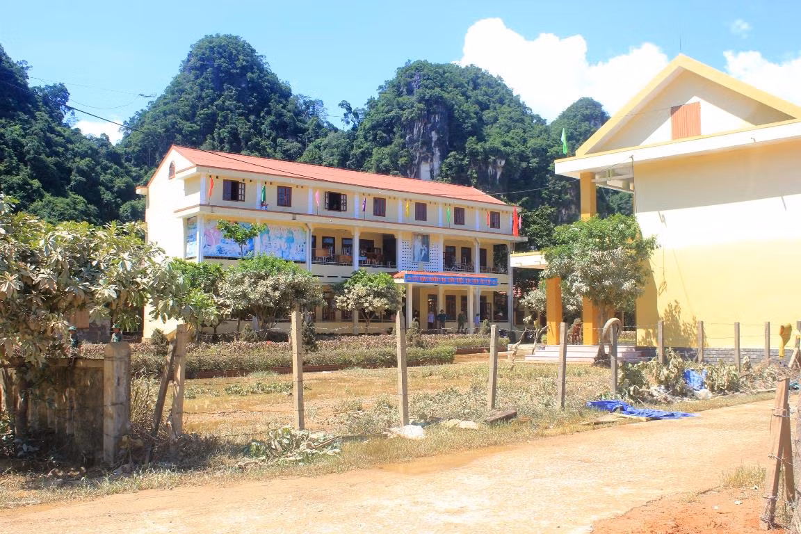 Nhiều trường học ở Minh Hóa bị ngập nặng trong đợt lũ vừa qua.