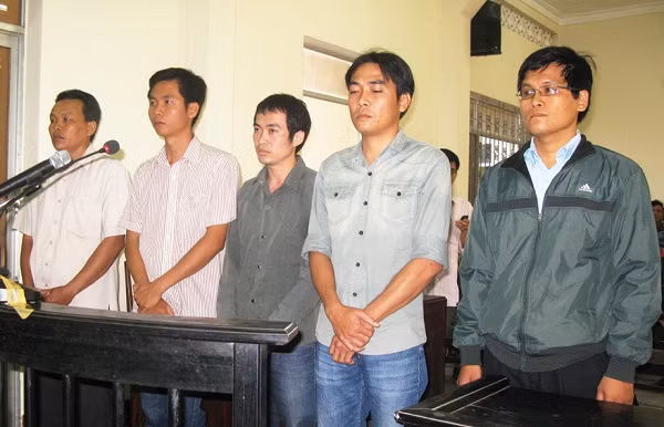 Tranh luận quyết liệt về thẩm quyền của huyện, xã ảnh 3