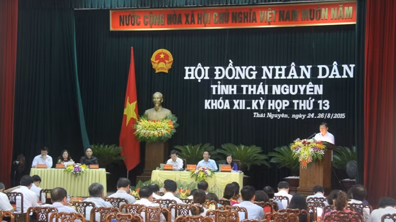 Tại kỳ họp thứ 13 HĐND tỉnh Thái Nguyên khóa XII, ông Đoàn Văn Tuấn được bầu giữ chức Phó Chủ tịch UBND tỉnh. ảnh: TH Thái Nguyên.