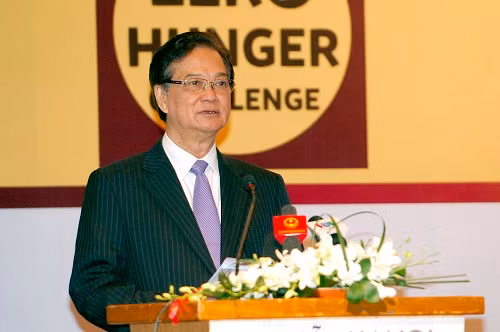 Thủ tướng Nguyễn Tấn Dũng đánh giá cao Sáng kiến “Không còn nạn đói”. Ảnh: VGP. Thủ tướng Nguyễn Tấn Dũng đánh giá cao Sáng kiến “Không còn nạn đói”. Ảnh: VGP.