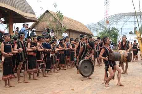 Nét đẹp văn hóa dân tộc Việt Nam được triển lãm chào mừng IPU 132. ảnh minh họa: dantri. Nét đẹp văn hóa dân tộc Việt Nam được triển lãm chào mừng IPU 132. ảnh minh họa: dantri.