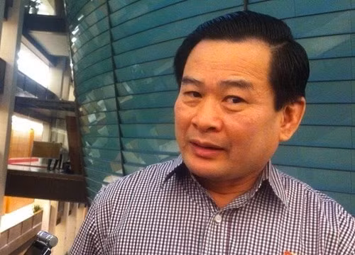 Ông Nguyễn Đình Quyền: "Nhiều Giám đốc sở, Vụ trưởng lơ mơ, làng màng". ảnh: Ngọc Quang. Ông Nguyễn Đình Quyền: "Nhiều Giám đốc sở, Vụ trưởng lơ mơ, làng màng". ảnh: Ngọc Quang.