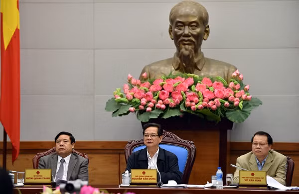 Thủ tướng yêu cầu các bộ ngành phải quyết liệt thực hiện nhiệm vụ cổ phần hóa doanh nghiệp nhà nước trong năm 2015. ảnh: vgp.