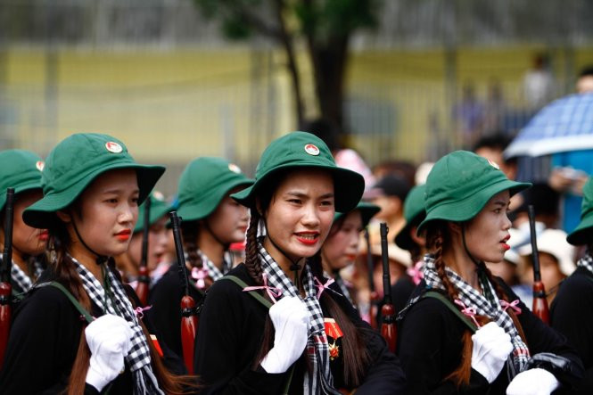 Nữ du kích miền Nam. ảnh: Nam Trần/Tuổi trẻ