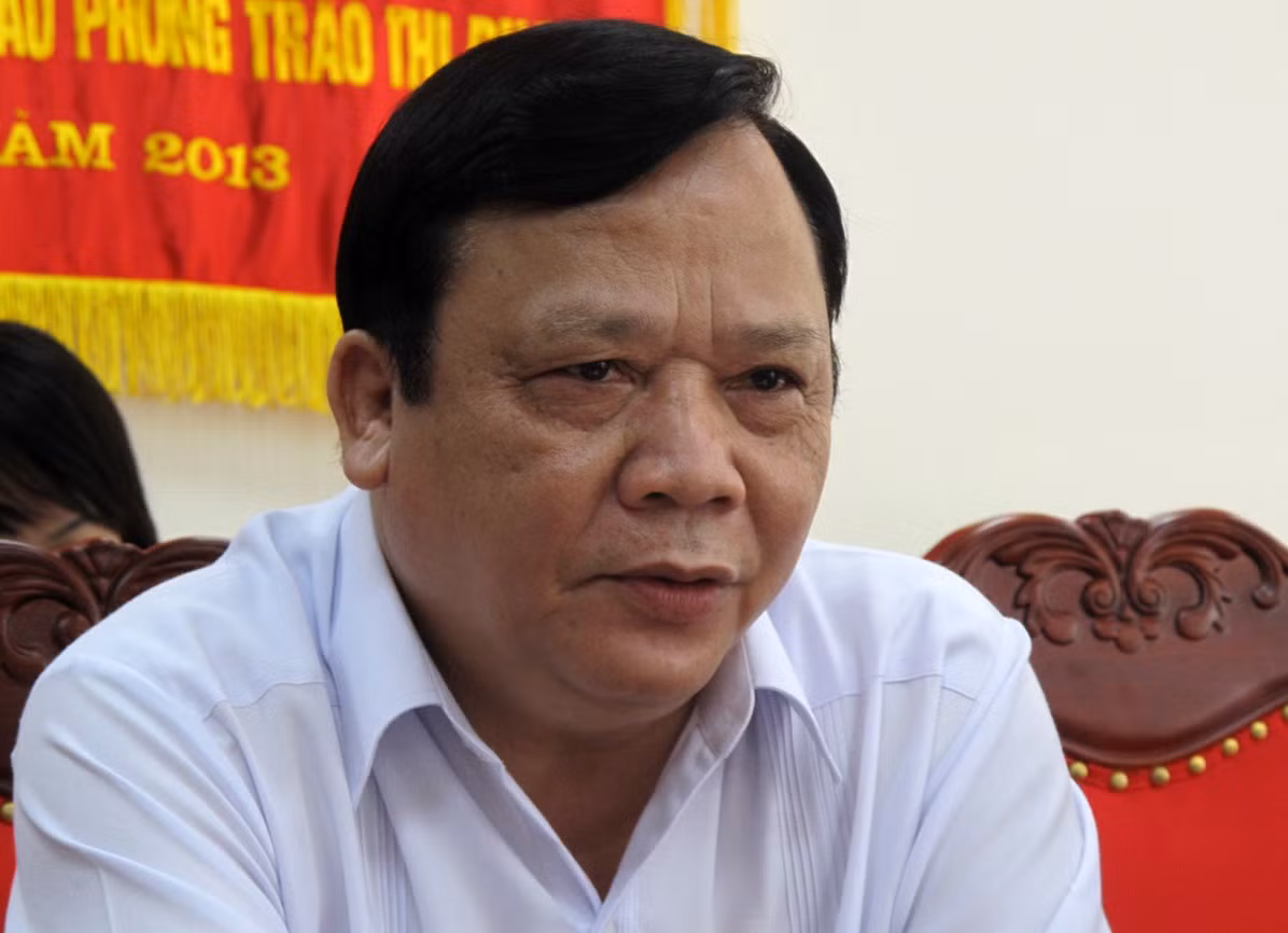 Phó Chủ tịch Quốc hội Huỳnh Ngọc Sơn bày tỏ lo lắng trước việc thông tin cá nhân có thể bị nghe lén. ảnh: lao động