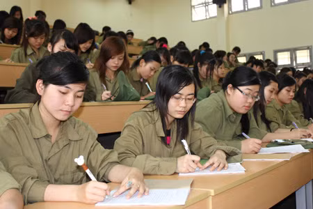 Phấn đấu đến hết năm 2018 có 60% đến 70% sinh viên học tập tập trung tại trung tâm Giáo dục Quốc phòng an ninh.
