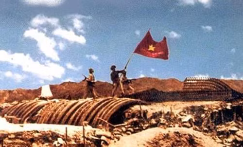 Chiến thắng Điện Biên Phủ chấn động địa cầu. Chiến thắng Điện Biên Phủ chấn động địa cầu.