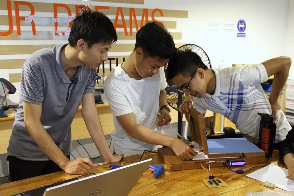 Sinh viên Đại học Đà Nẵng học theo phương pháp "học theo dự án".