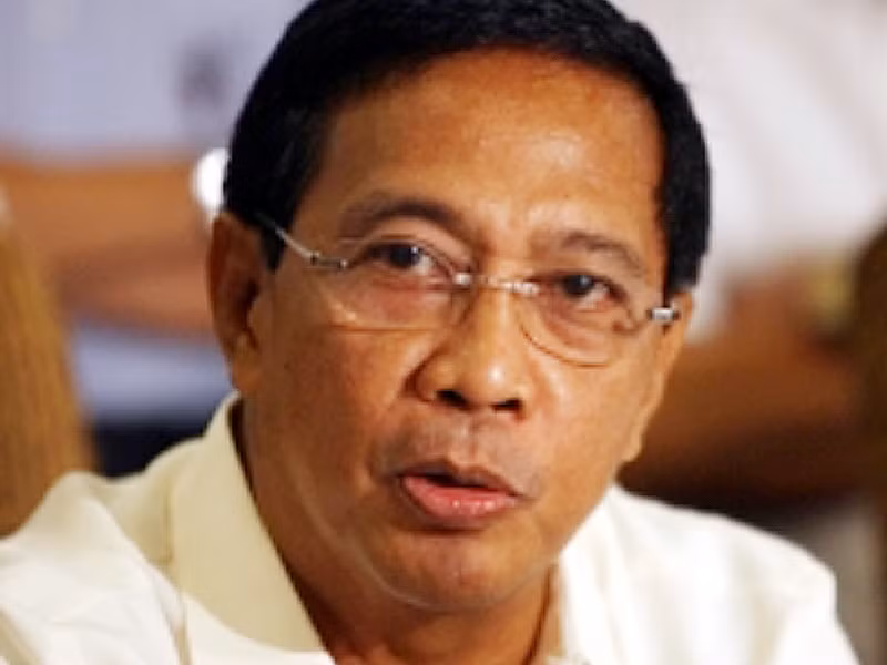 Phó tổng thống Philippines Jejomar Binay được bà Arroyo đánh giá cao khả năng thương thảo với Bắc Kinh, đồng thời dự đoán ông nhiều cơ hội trúng cử Tổng thống năm 2016 Phó tổng thống Philippines Jejomar Binay được bà Arroyo đánh giá cao khả năng thương thảo với Bắc Kinh, đồng thời dự đoán ông nhiều cơ hội trúng cử Tổng thống năm 2016