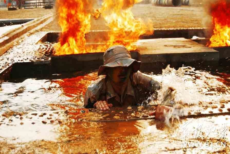Vượt hào sâu