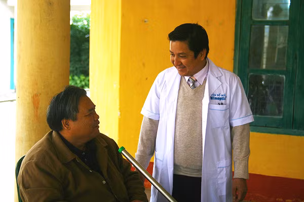 Với các thương bệnh binh, vợ chồng Chí Trung - Ngọc Huyền là những gương mặt quen thuộc trên màn ảnh mà họ yêu mến.