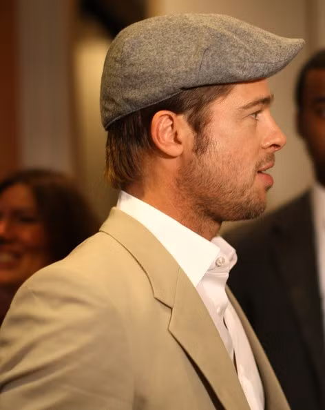 Câu chuyện bộ râu "mất kiểm soát" của Brad Pitt 10 năm qua ảnh 8