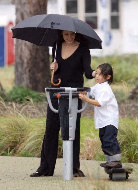Pax Thiên thay đổi kể từ khi làm con Jolie ảnh 5