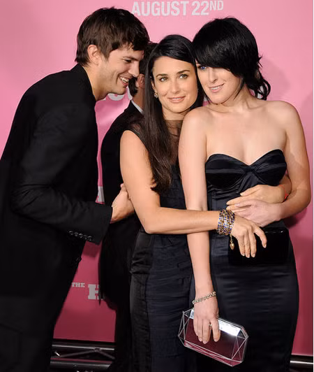 Nhìn lại hôn nhân 6 năm của Demi Moore ảnh 14