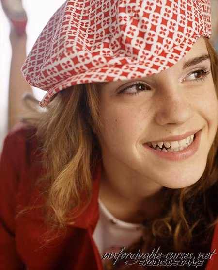 Emma Watson "lột xác" cá tính với tóc tém sau thành công rực rỡ của bộ phim Harry Potter Càng trưởng thành, sự nghiệp của ngôi sao nước Anh càng lên như "diều gặp gió" Emma Watson thời còn tóc dài, mới bước chân vào làng giải trí thế giới Gương mặt đẹp nhất thế giới thuở còn là cô nhóc niềng răng... ...hồi học trung học