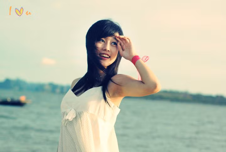 Diệu Linh sở hữu một gương mặt rất dễ thương Diệu Linh sở hữu một gương mặt rất dễ thương