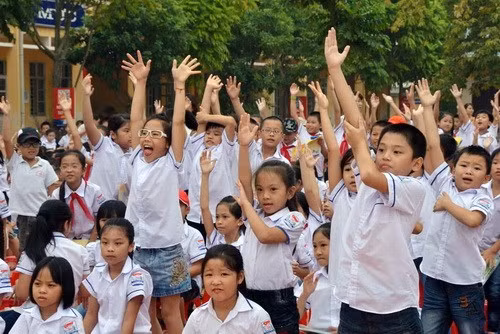 Làm thủ tục chuyển trường sẽ không cần hồ sơ bản sao giấy khai sinh ảnh 1 Làm thủ tục chuyển trường sẽ không cần hồ sơ bản sao giấy khai sinh ảnh 1